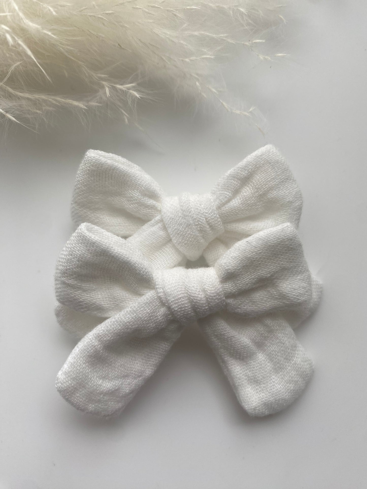 Pearl Imogen Bow
