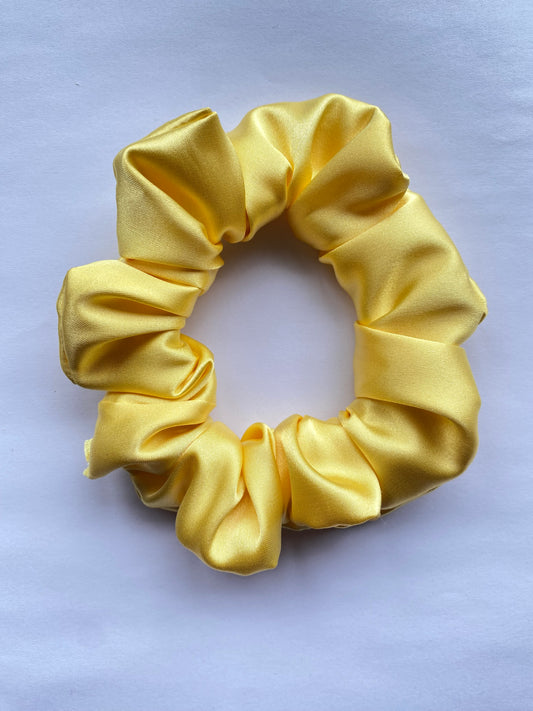 Sunny Classic Scrunchie