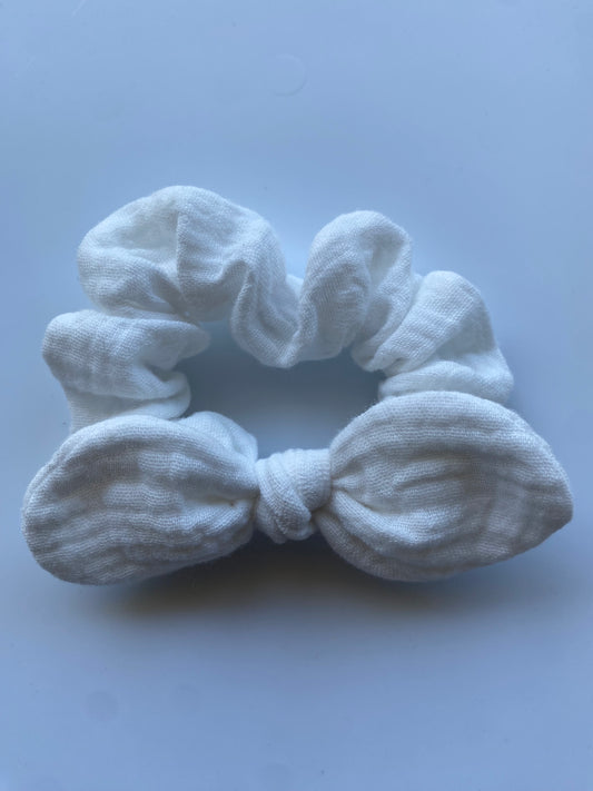 Pearl Mini Scrunchie