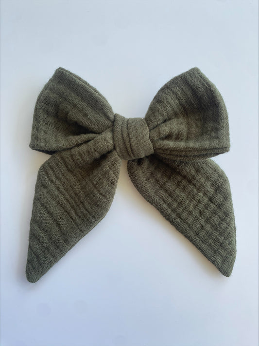 Olive Macie Bow