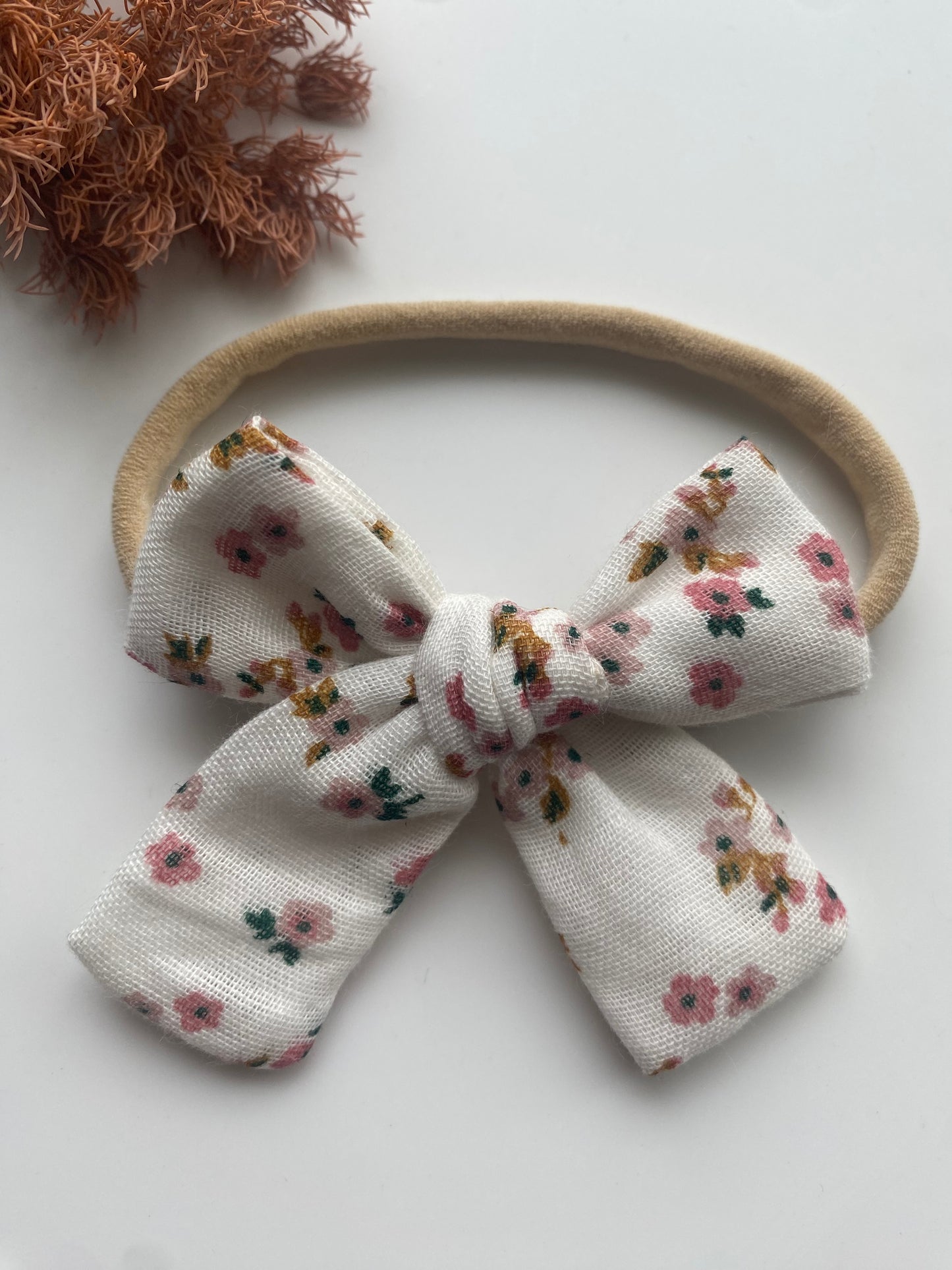 Pretty Daisies Mimmy Bow