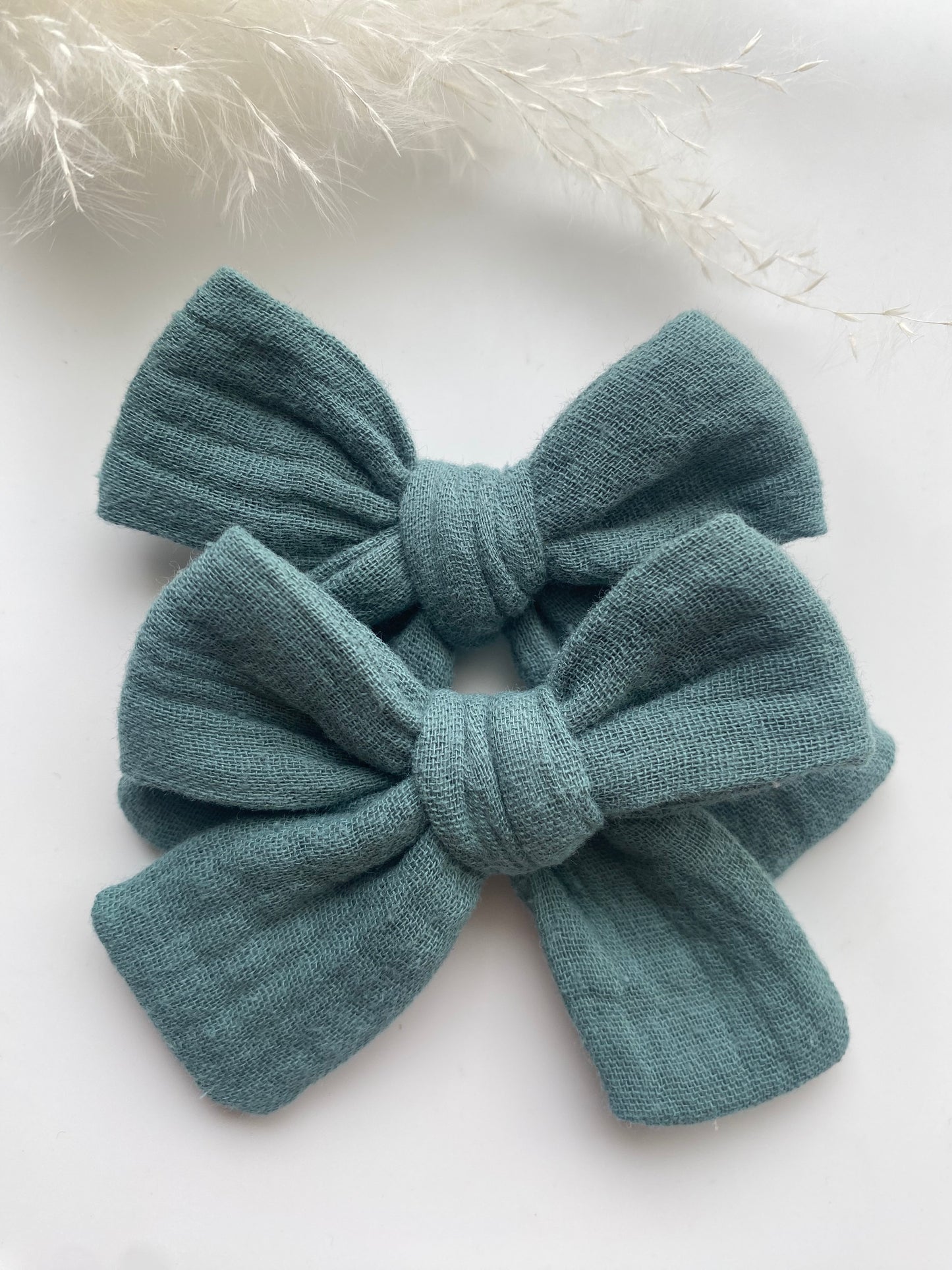 Jade Mimmy Bow