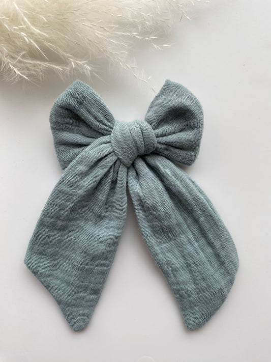 Sage Macie Bow