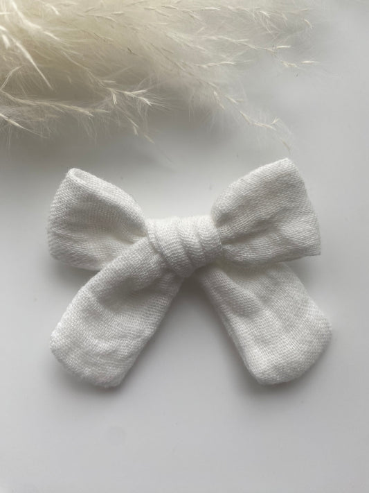 Pearl Imogen Bow